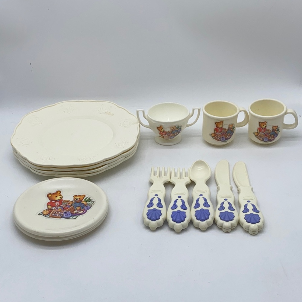 Little Tikes and Teddy Bear Children's Play Dinnerware Set